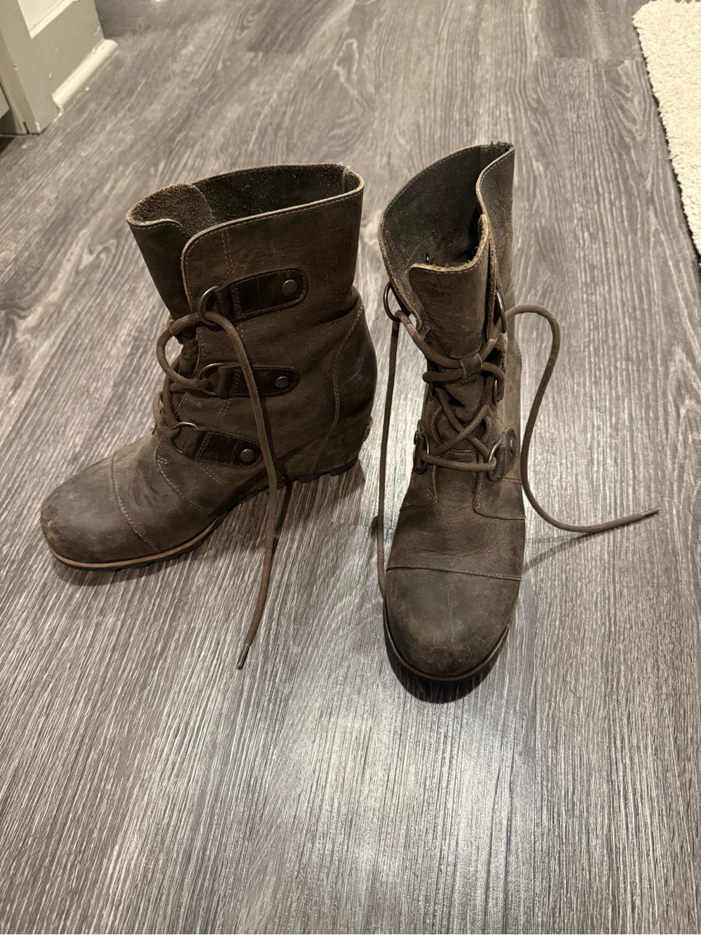 Sorel Brown Lace-Up Leather Ankle Boots